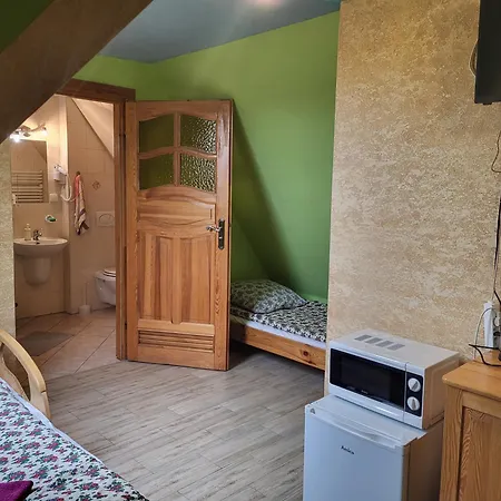 Oda ve Kahvaltı I Goscinne Nowita