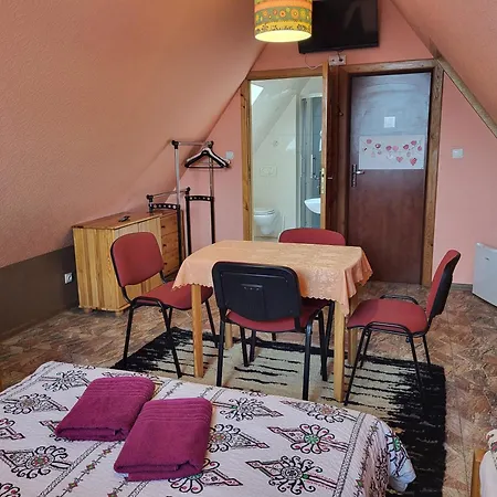 Oda ve Kahvaltı I Goscinne Nowita